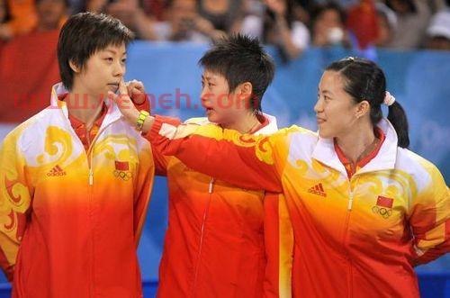 中国女排远嫁美国球员名单（女排队员嫁给美国人）