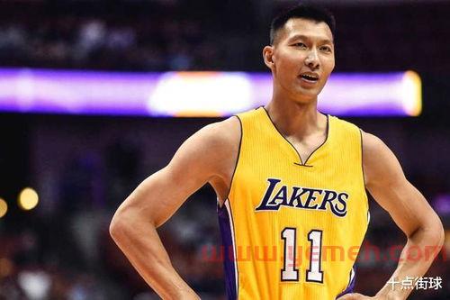 易建联在nba哪个队