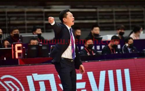 李春江在哪个队当教练